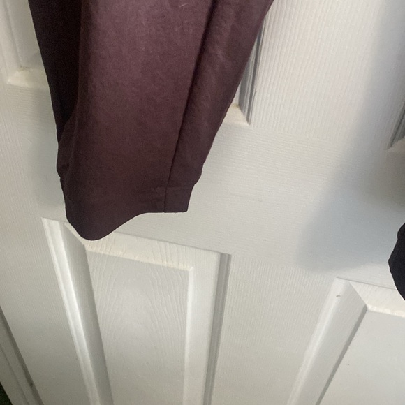 Linen Capri - Picture 3 of 6